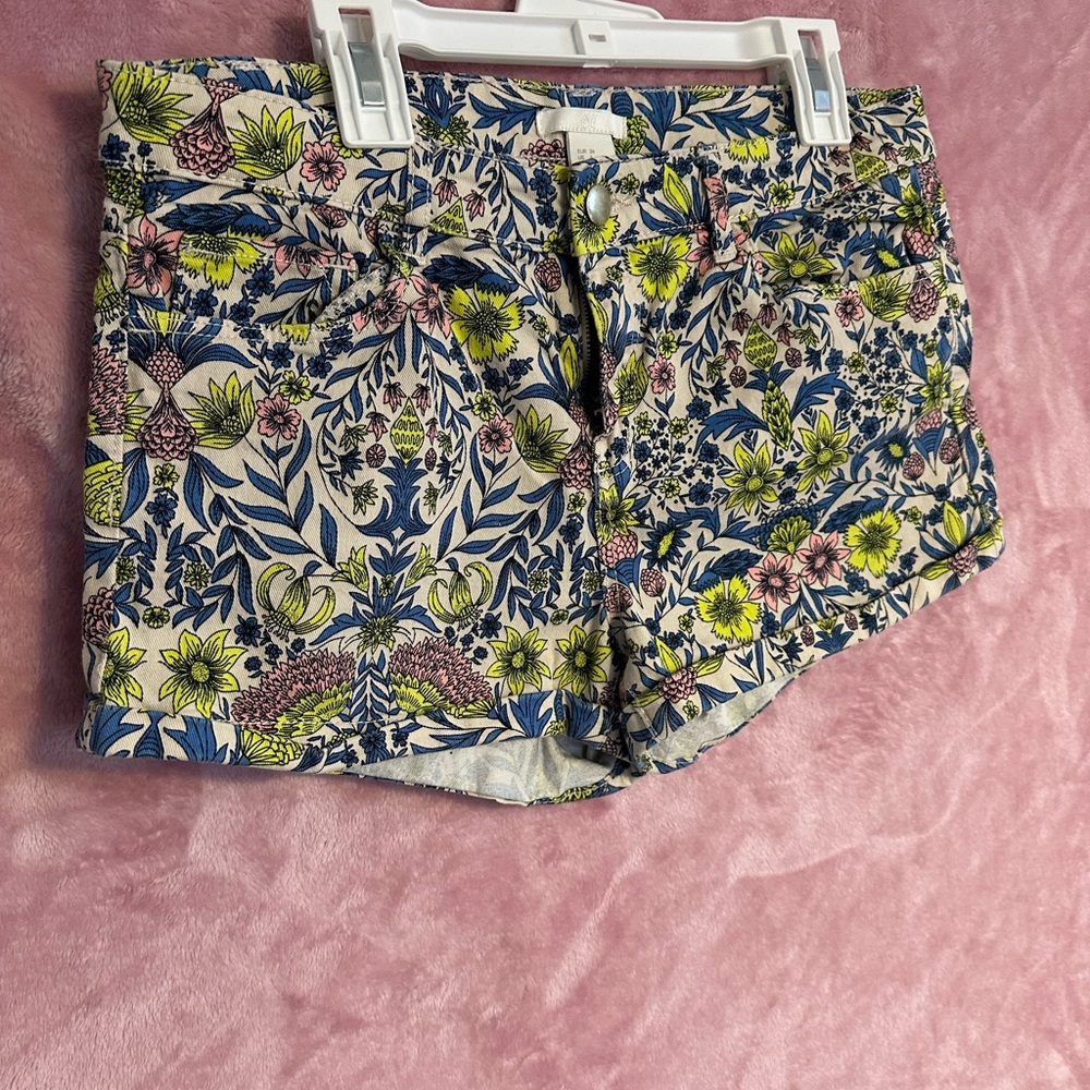 Floral Print Women's Shorts